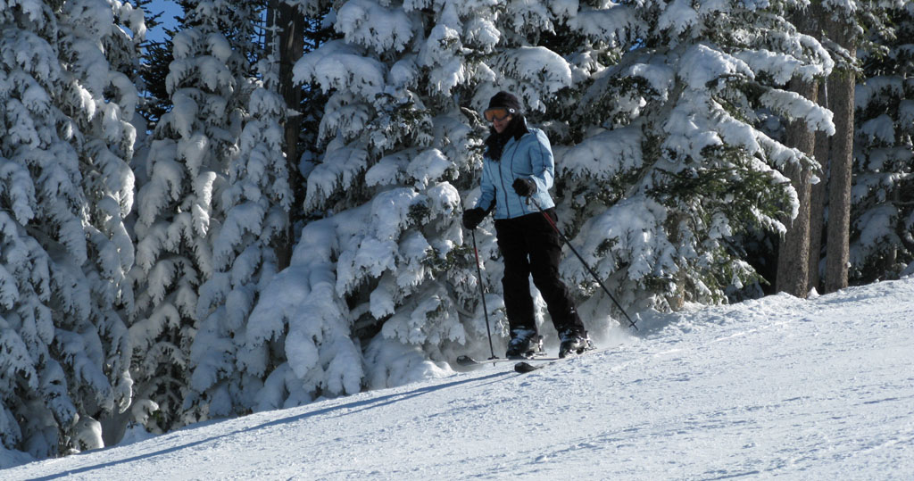 Downhill Skiing, Arizona